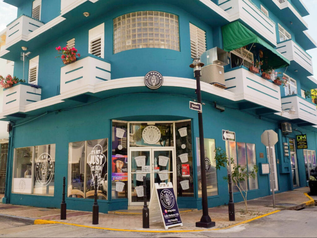 The 183 Grados Ice Cream Atelier building from the outside