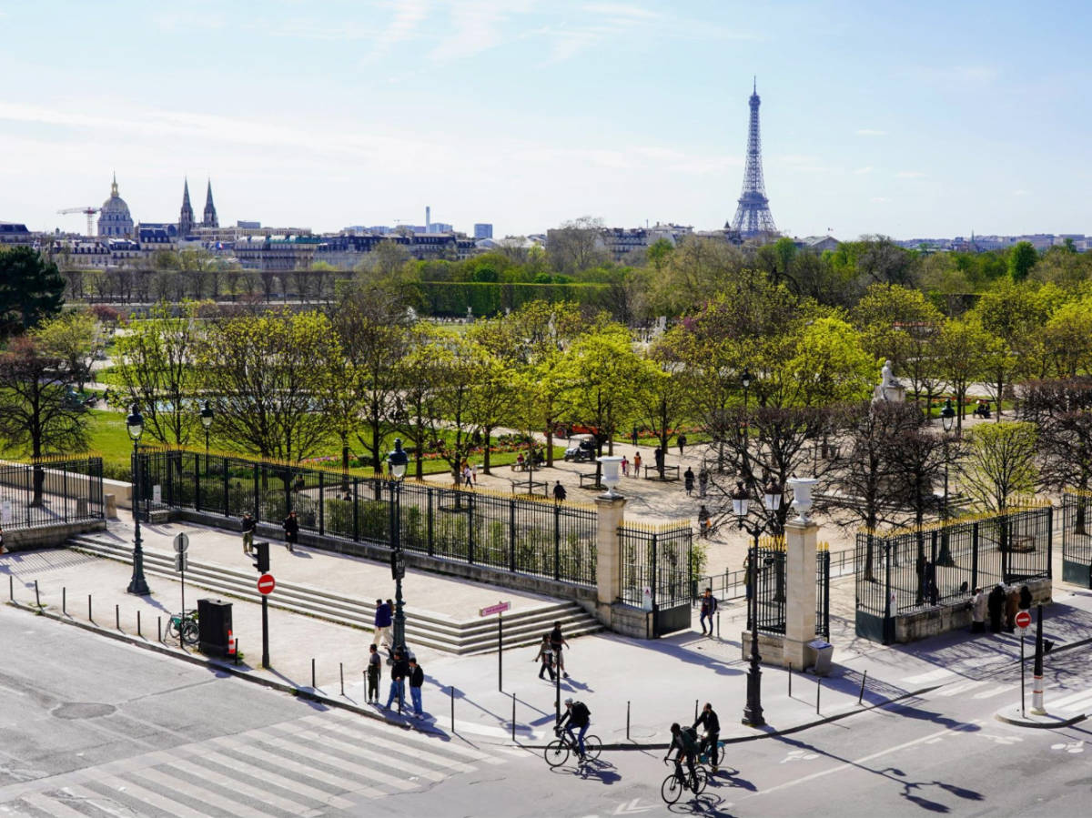 Overlooking view of 1st Arrondissement in Paris