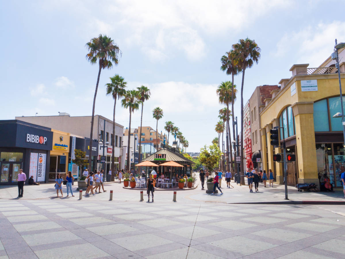 View of people at the 3rd Street Promenade in California