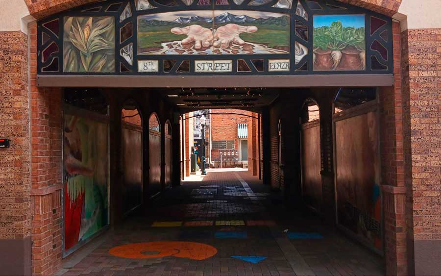 View of the entrance to 8th Street Plaza