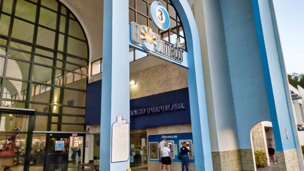 View at the entrance of Aguadilla Mall
