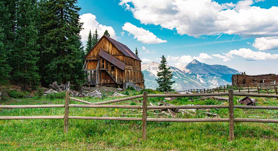Clear blue sky under the Alta Ghost Town