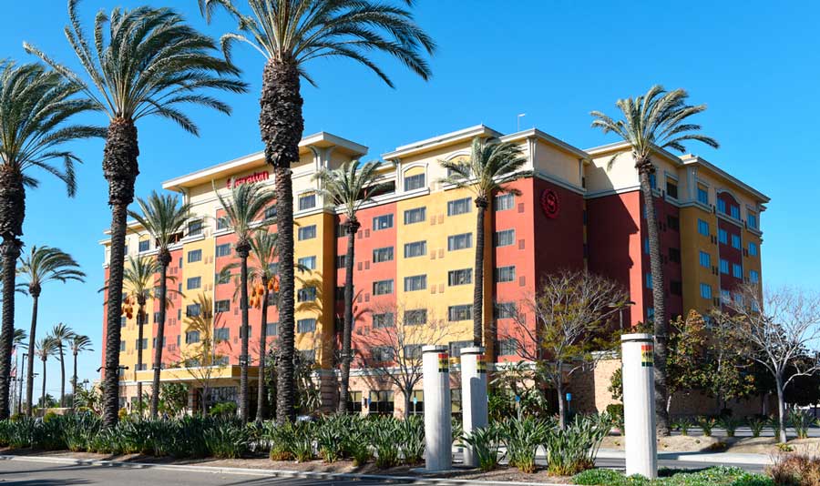 The Sheraton Park Hotel building from the outside at the Anaheim Resort