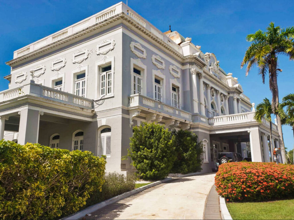 Exterior and entrance view of the Antiguo Casino de Puerto Rico