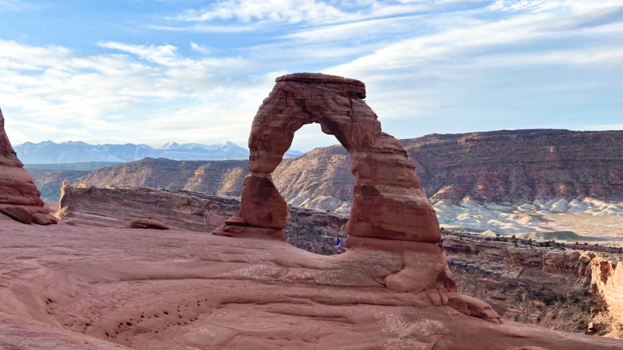 View of the famous Delicate Arch in Arches National Park during sunrise