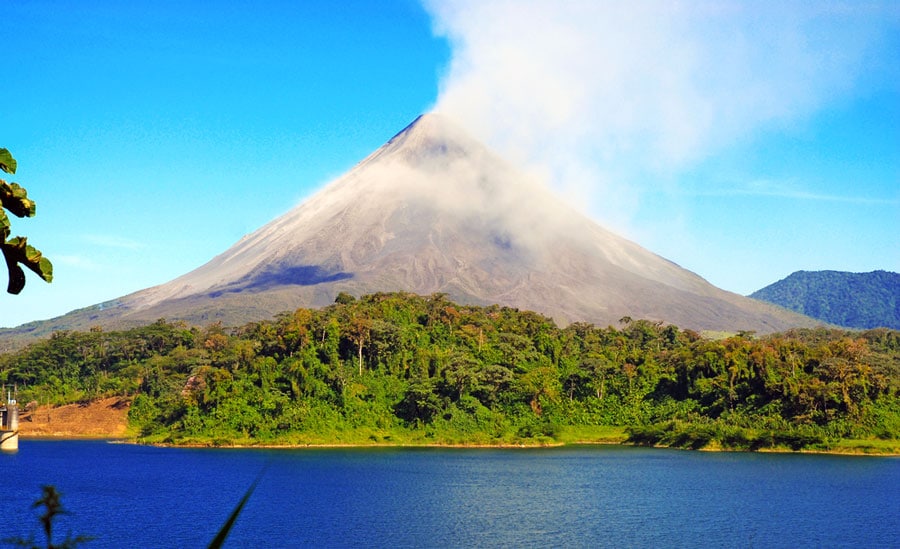 View of the Arenal Volcano and the lake in front of it
