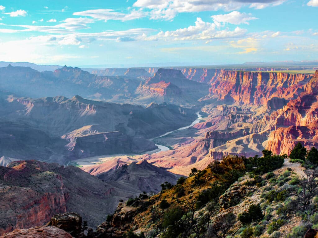 Overlooking view of the Grand Canyon National Park in Arizona