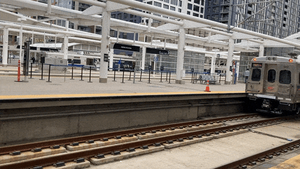 A train on the light rail
