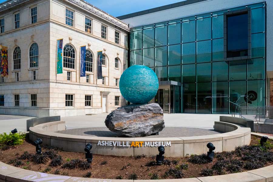 View from the outside of Asheville Art Museum