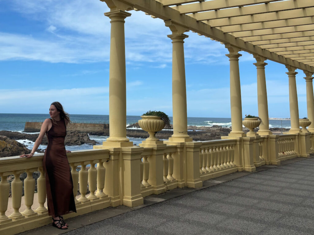 Author Sky standing at Pérgola da Nevogilde