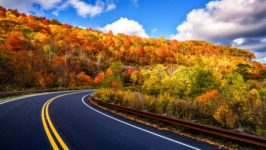 View of the empty Cherohala Skyway during autumn