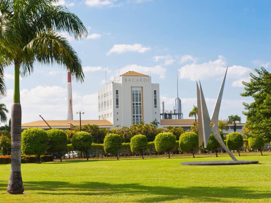 View outside the Bacardí Rum Factory