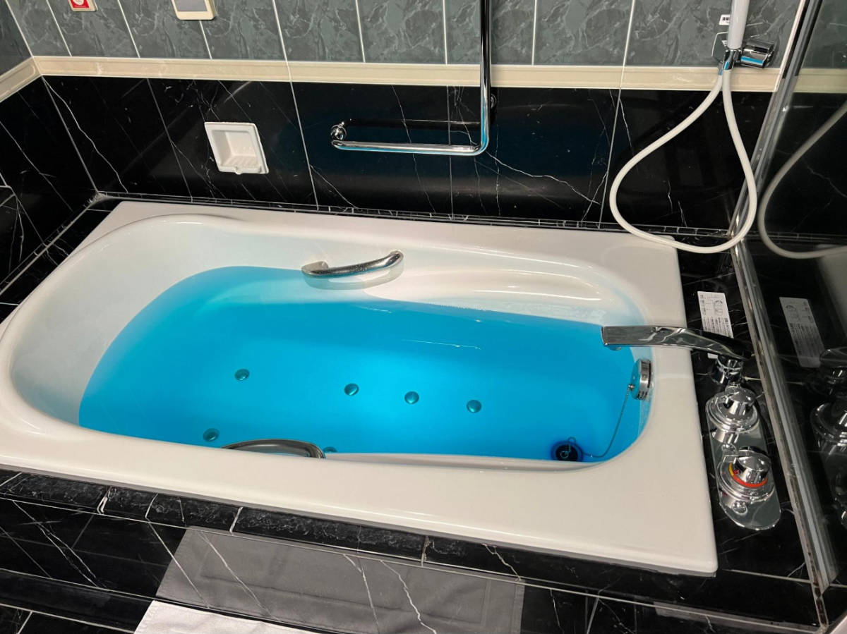 View of a bathtub at the Prince Park Tower Tokyo Hotel