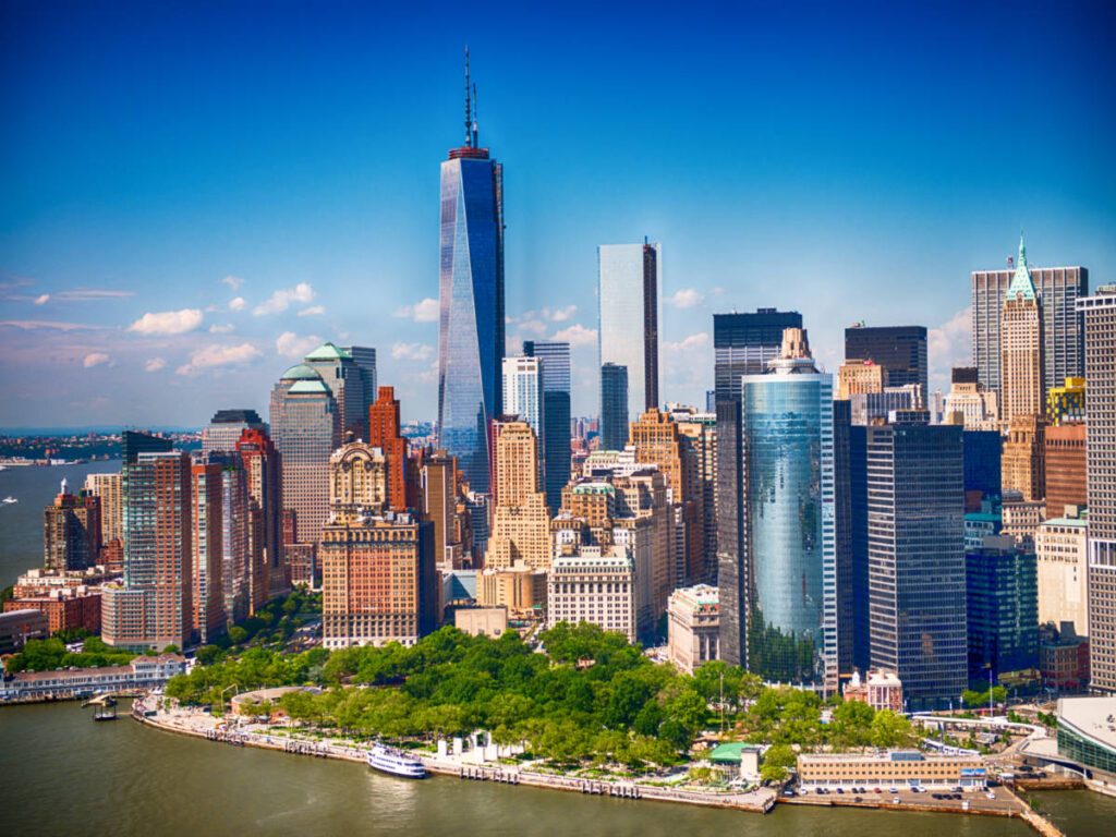 Panoramic view of the Battery Park on the edge of Manhattan Island