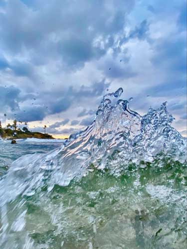Close up view of waves at the Big Corona Beach