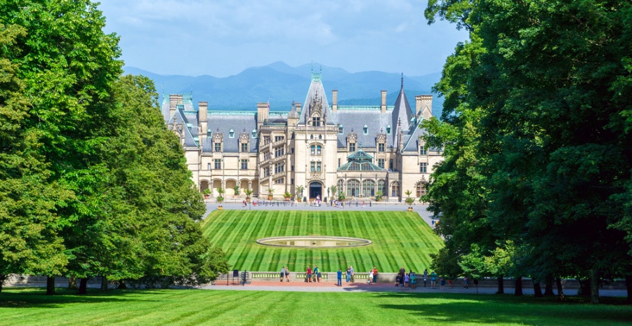 View of front lawn of the Biltmore Mansion