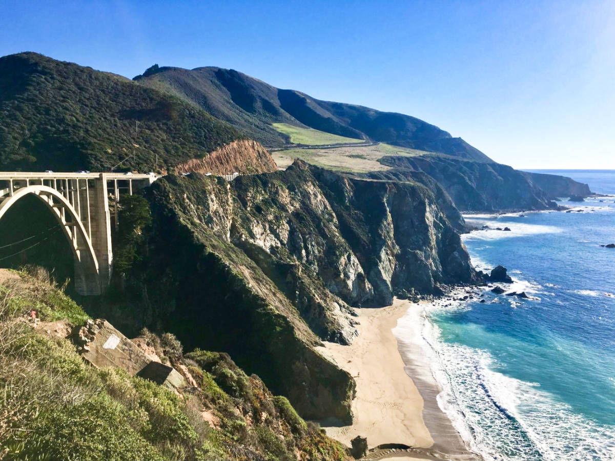View of the Bixby Creek Bridge in the Big Sur coastline