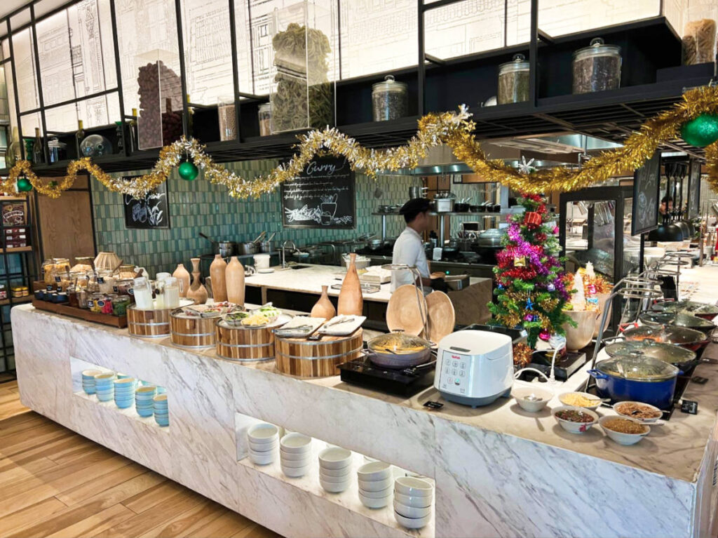 The breakfast buffet area at Courtyard Phuket Town