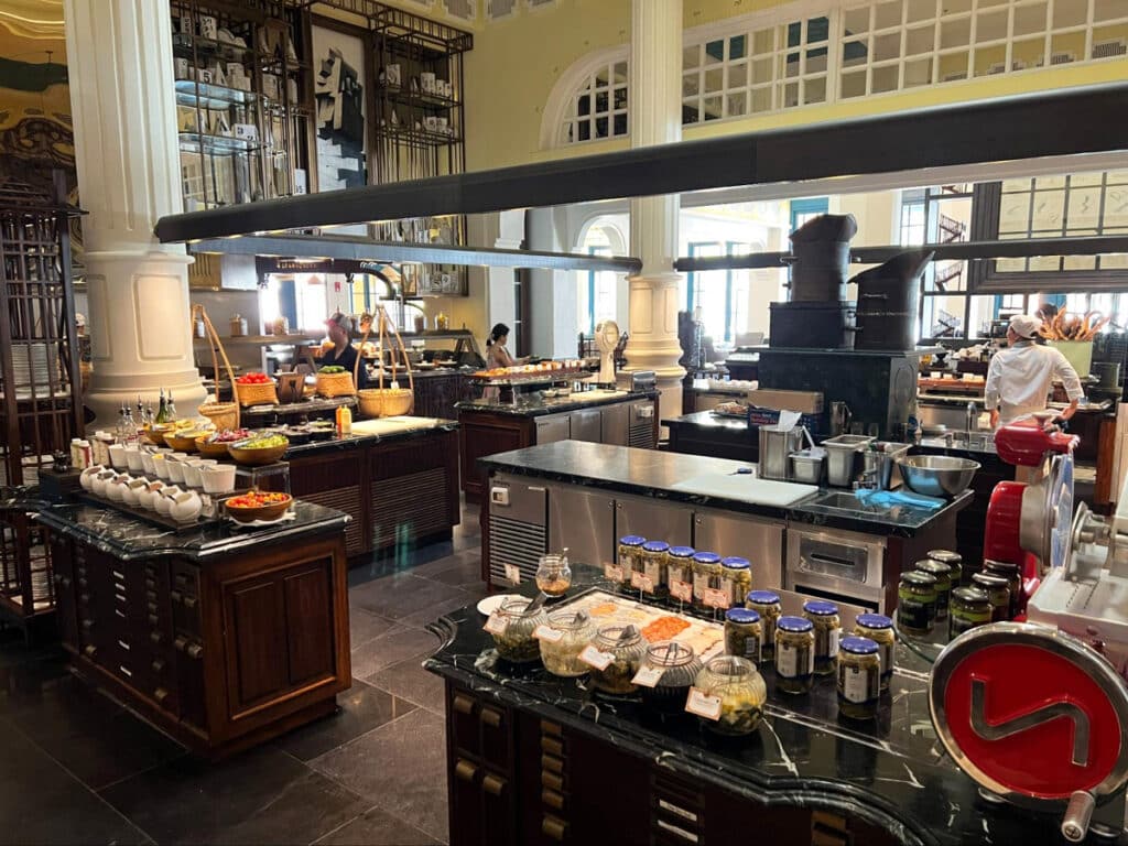 One of the breakfast buffets in Tempus Fugit