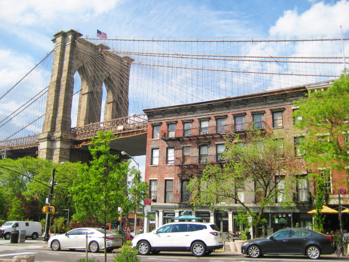 View from a residential street in Brooklyn Heights