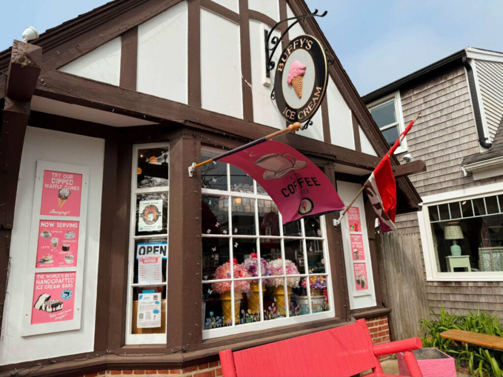 View outside Buffy’s Ice Cream
