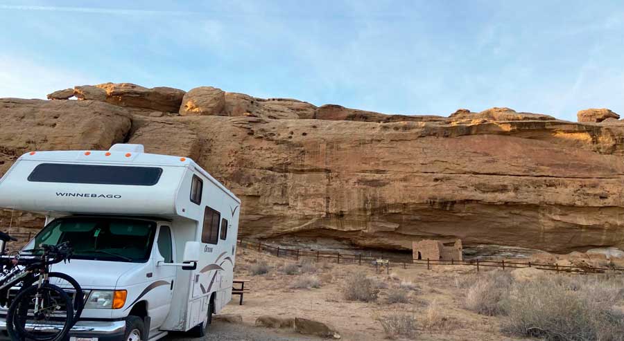A camp van at the Gallo Campsite