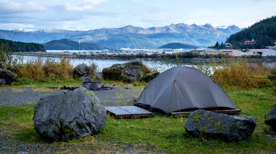 View of a camping tent in Cordova