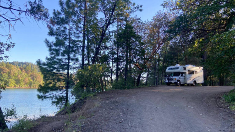 A motorhome camping in Oregon outside Bend, OR
