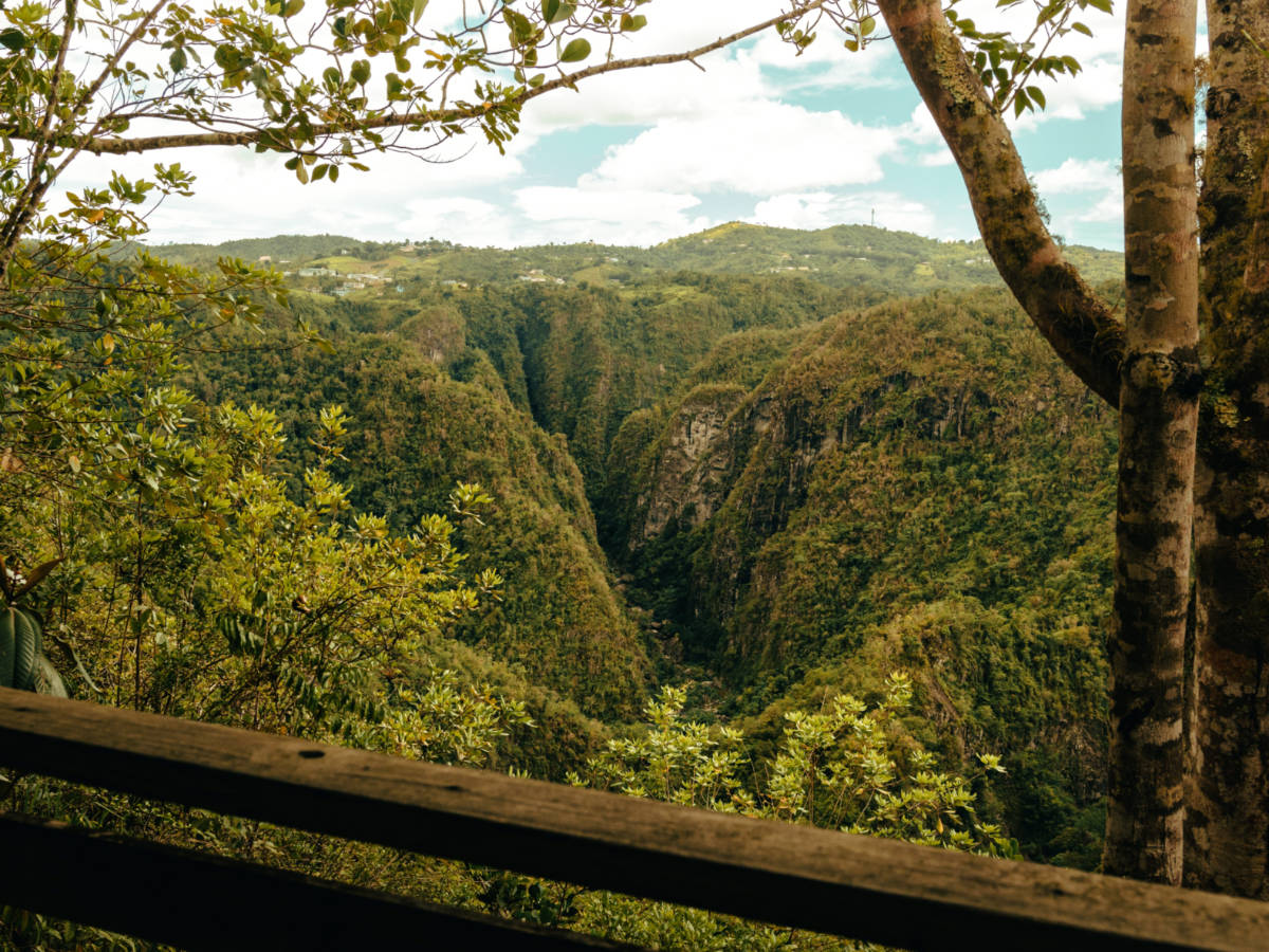 Views of the mountain ranges at Cañon San Cristobal
