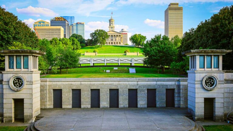 A distant view of the Capitol Building in Nashville