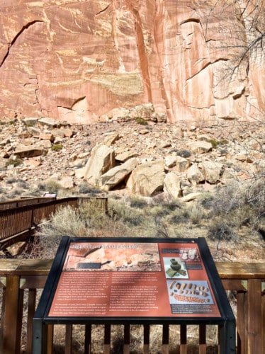 View of the podium with an information guide near the petroglyphs in Capitol Reef National Park