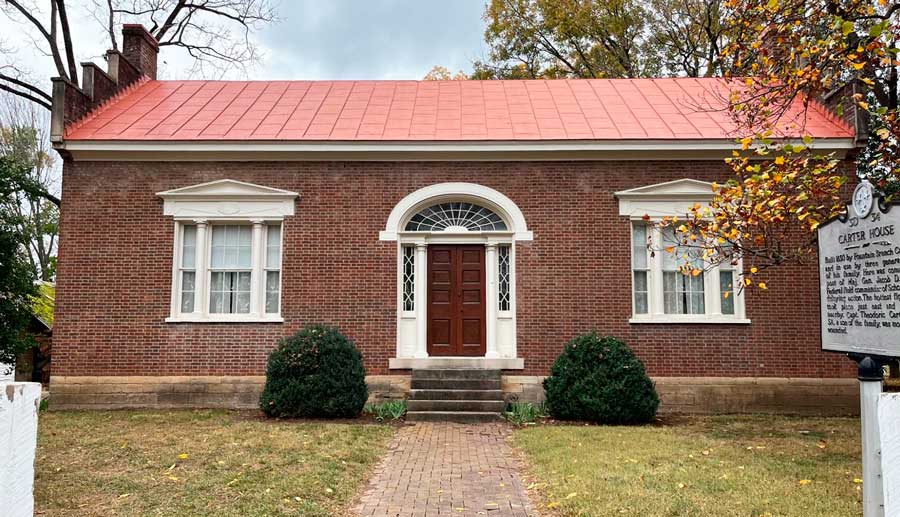 View of the Carter House in Franklin from the outside