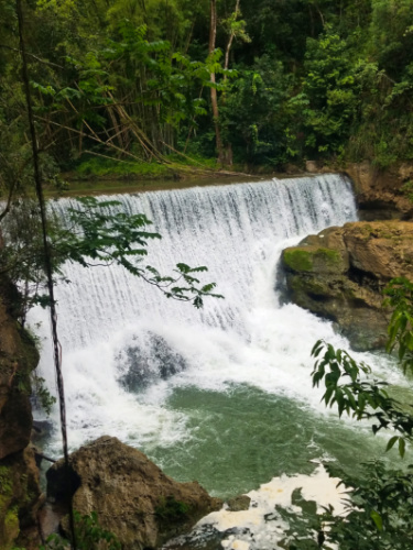 Overlooking view of the La Planta waterfalls