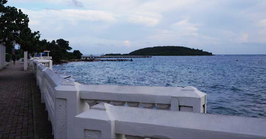 View from the Cayo de Tierra before night time