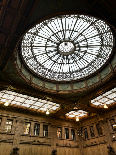 The intricate ceiling of the Edinburgh Train Station