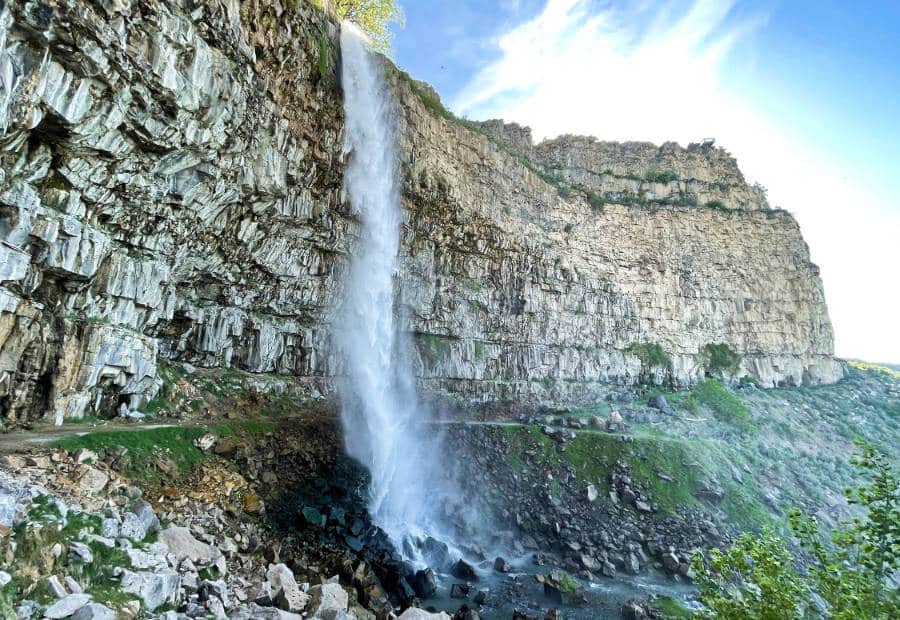 Majestic view of the Perrine Coulee waterfall right outside Centennial Waterfront Park