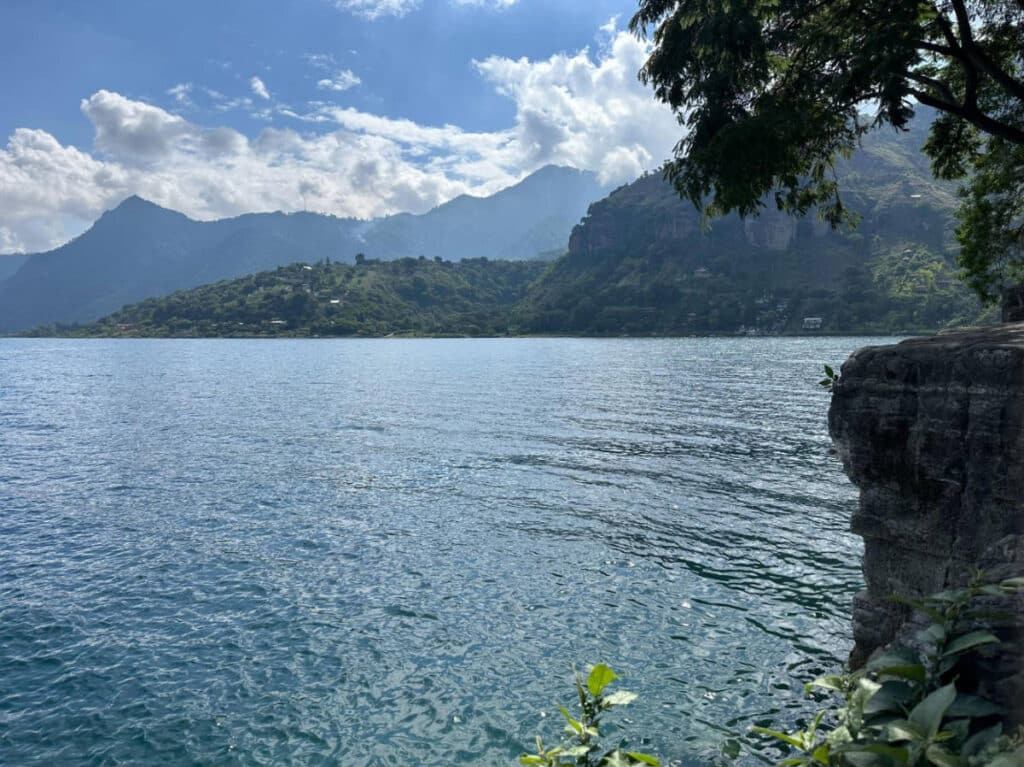 View from the Cerro Tzankujil Nature Reserve