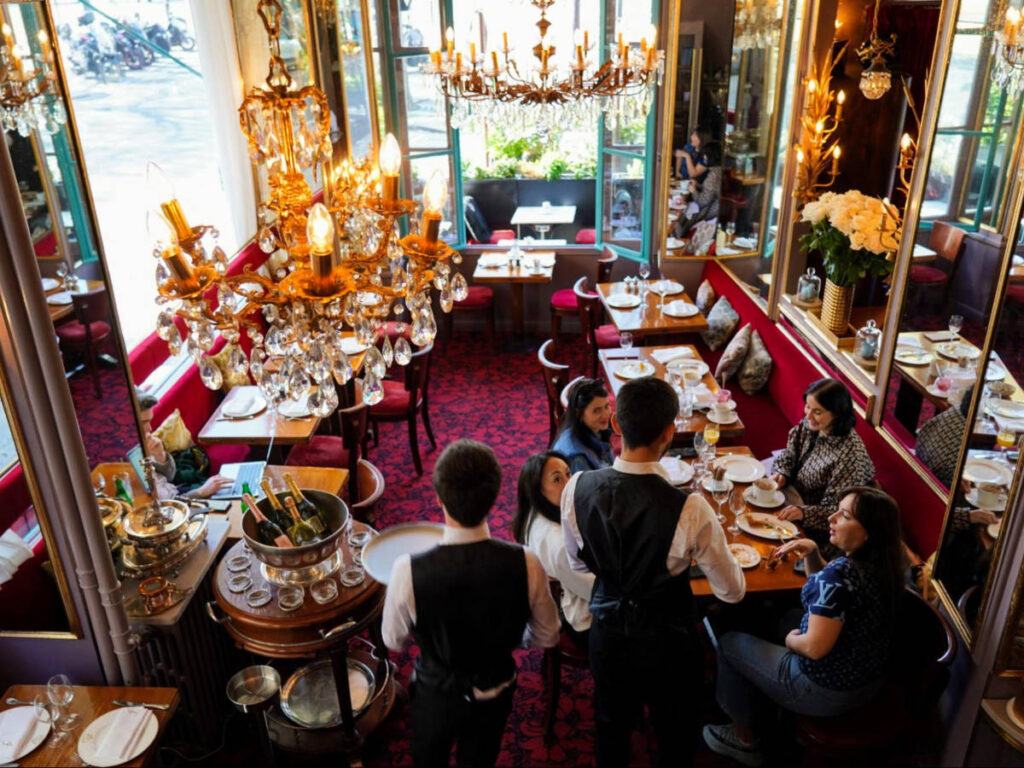 People having breakfast at Chez Julien's dining room