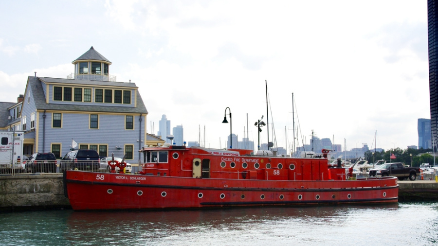 A Chicago fireboat docked on Chicago River