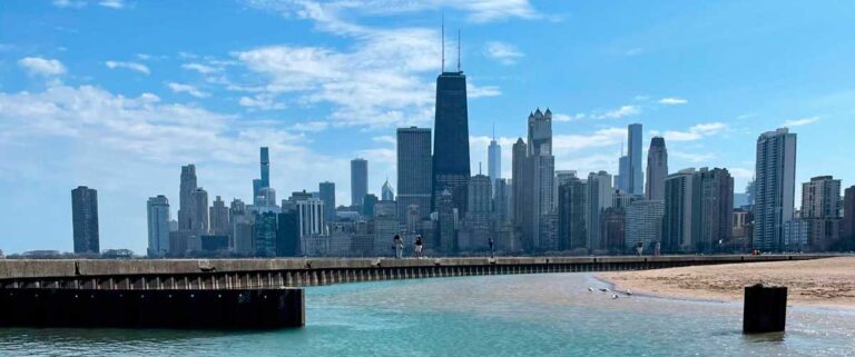 View of the city skyline in Chicago