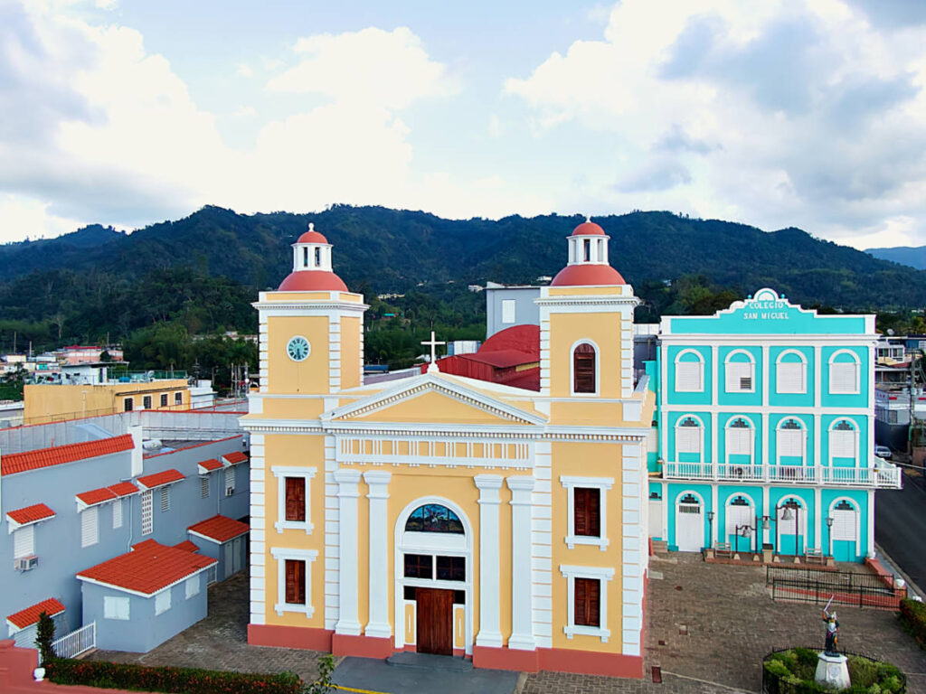 Aerial view of the church and plaza in Utuado Pueblo