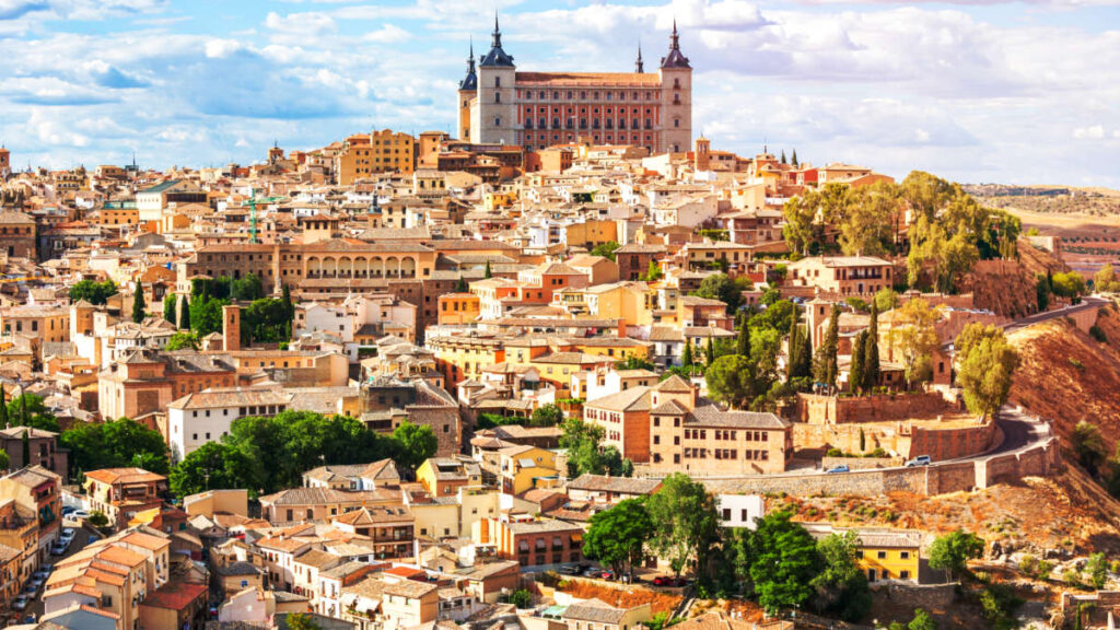 Aerial view of the city skyline of Toledo