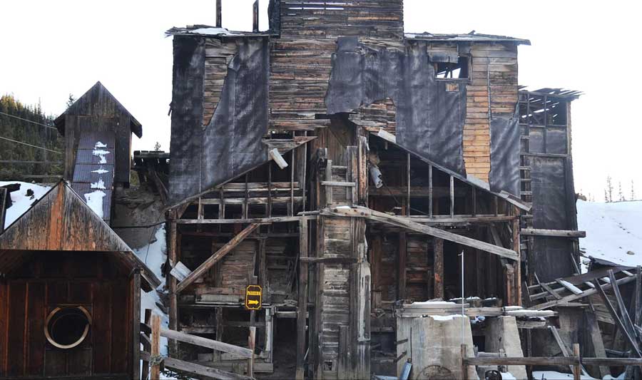 View of an old establishment in Country Boy Mine