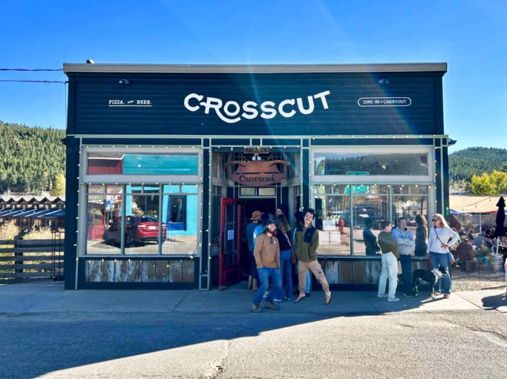 Exterior view of the Crosscut Pizzeria and Taphouse
