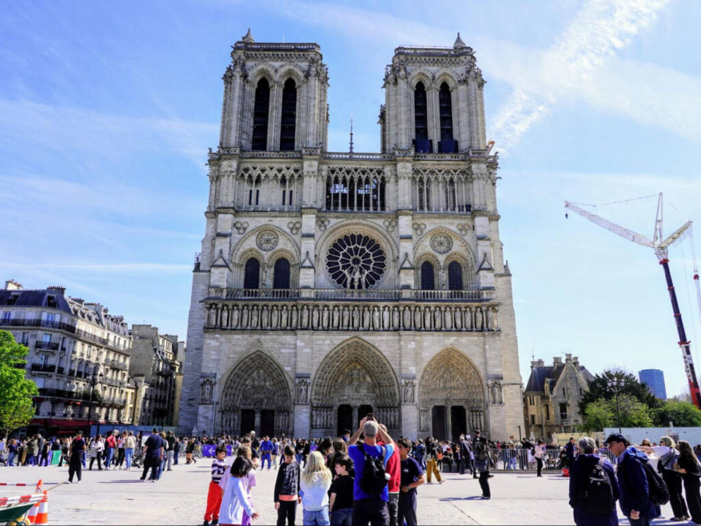 View of the crowd outside the Notre Dame Cathedral