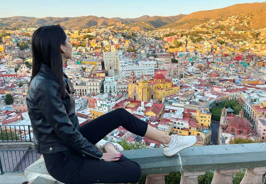 Clara and the overlooking view of Guanajuato