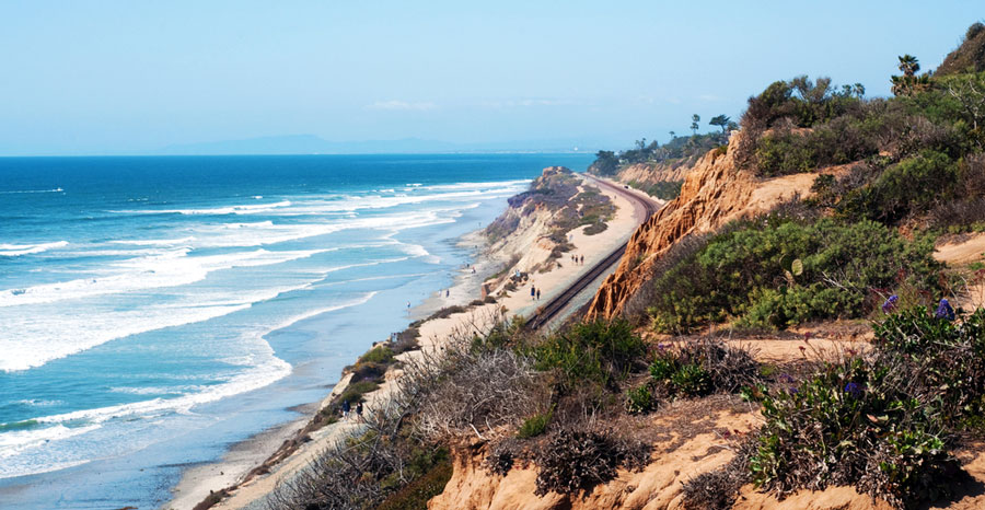 View of the Del Mar coastline in San Diego