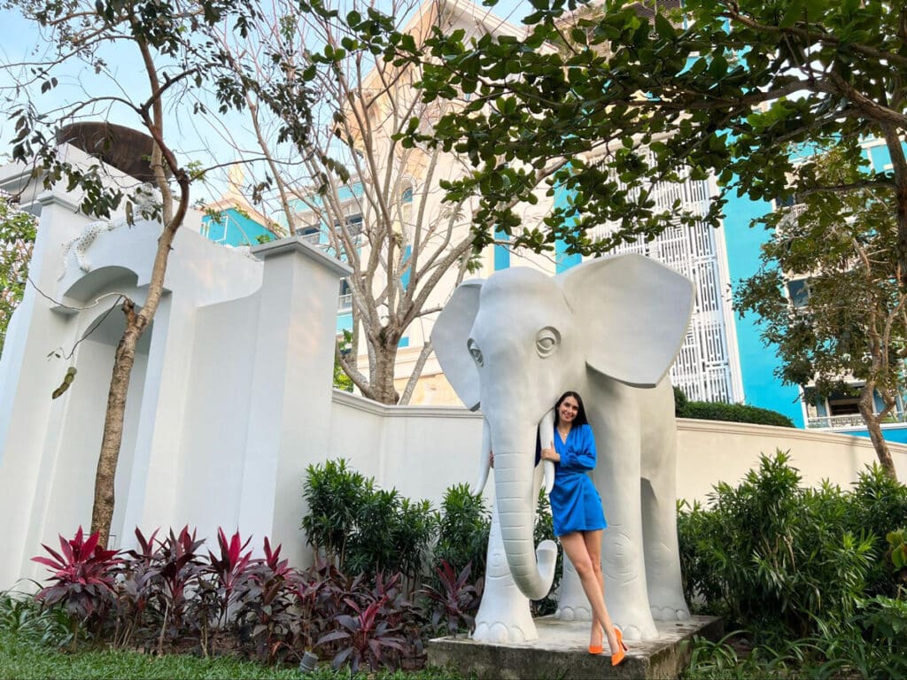Clara with an elephant statue at the Department of Zoology