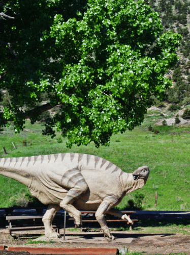A dinosaur statue at the Dinosaur Ridge