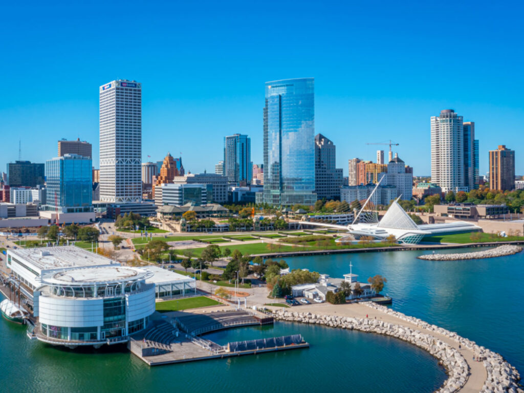 Aerial view of downtown Milwaukee including Discovery World, Milwaukee Art Museum